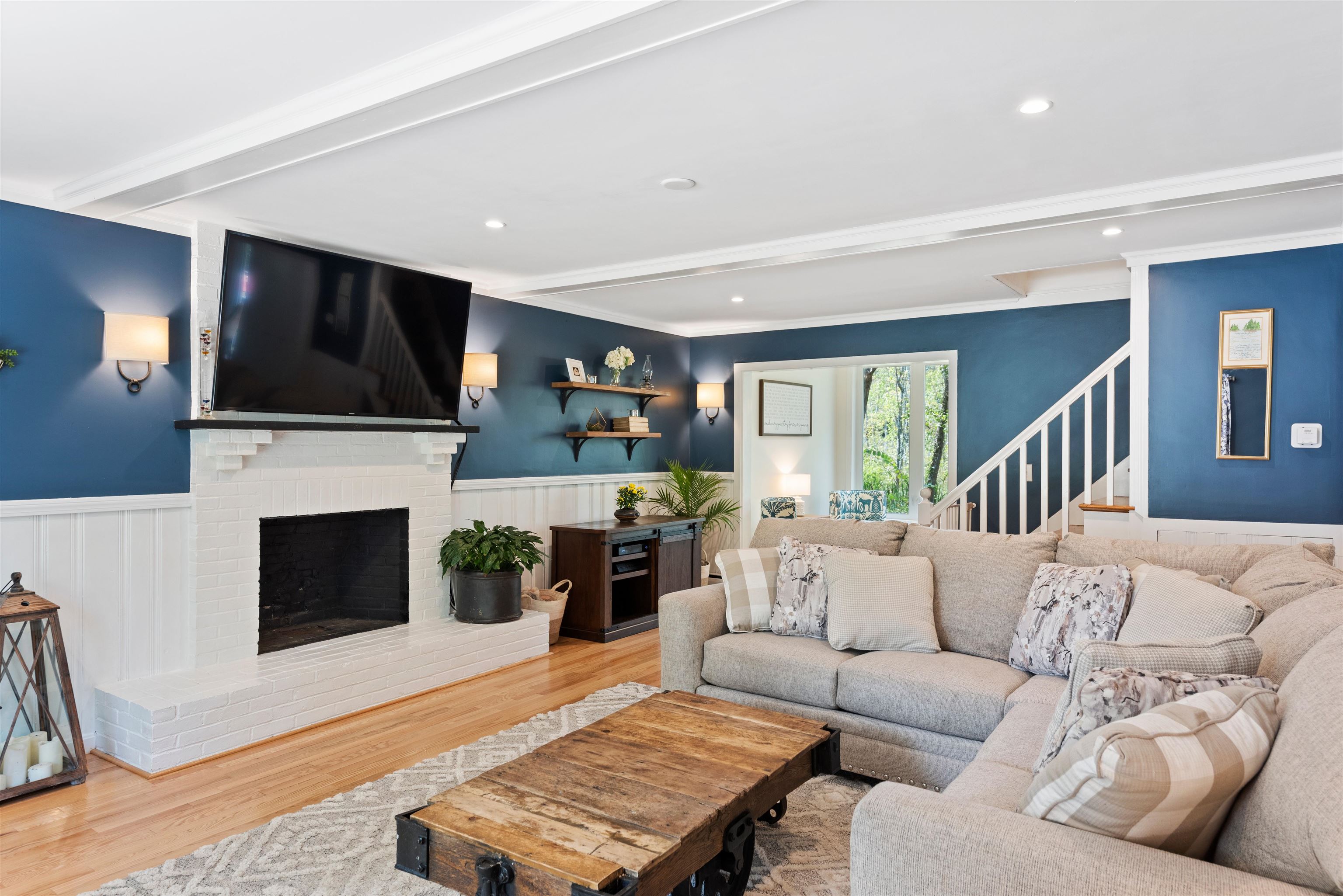 12 Pine Road North Hampton, NH 03862 - Photo 2 of 27