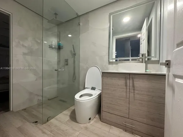 $5,000 | 11369 Northwest 73rd Terrace, Unit 11369, Doral, FL 33178