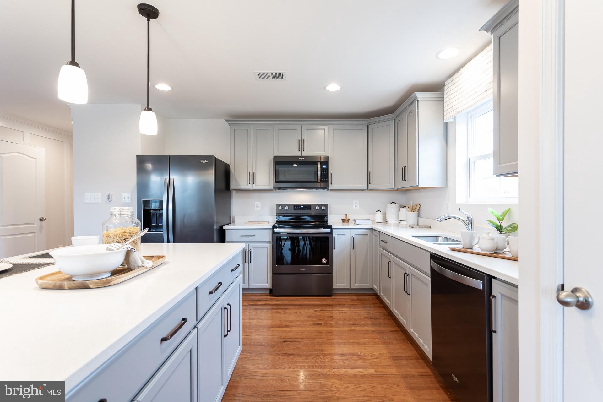 496 Outrigger Road Inwood, WV 25428 - Photo 3 of 24