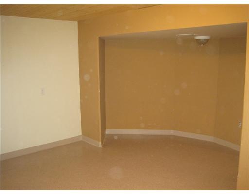 1600 McCully Road Castle Shannon, PA 15234 - Photo 14 of 18 Great Room.