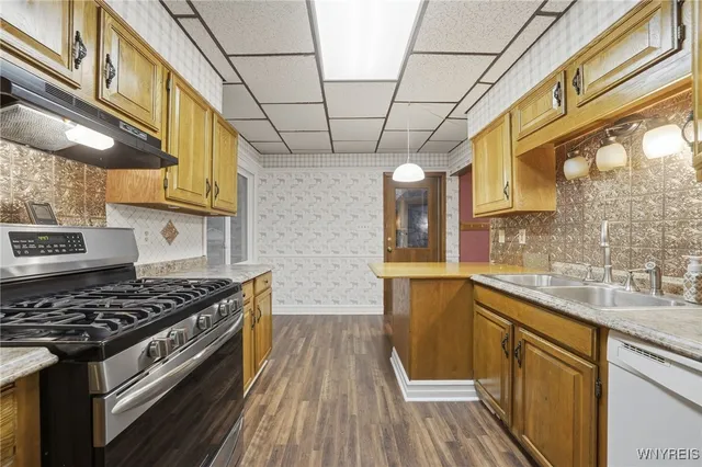 $214,500 | 14 Lombardy Street, Lancaster, NY 14086