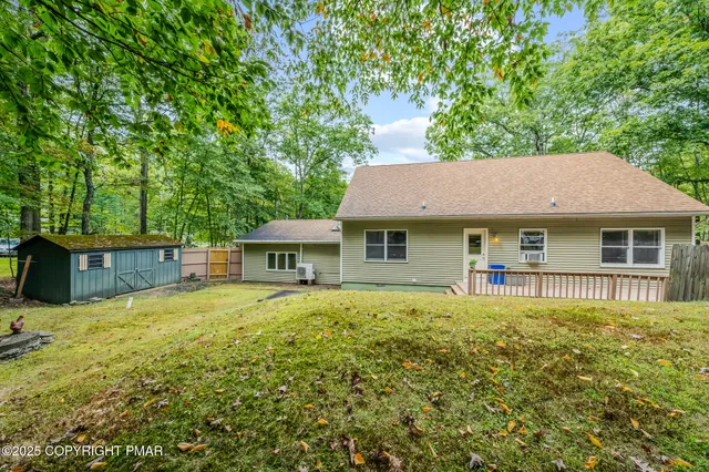 $314,900 | 104 Lakeview Drive, Dingmans Ferry, PA 18328