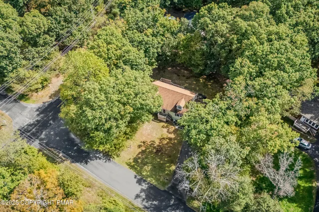 $314,900 | 104 Lakeview Drive, Dingmans Ferry, PA 18328