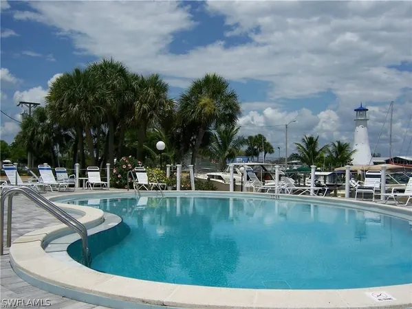 $1,000 | 5731 Captain John Smith Loop, North Fort Myers, FL 33917