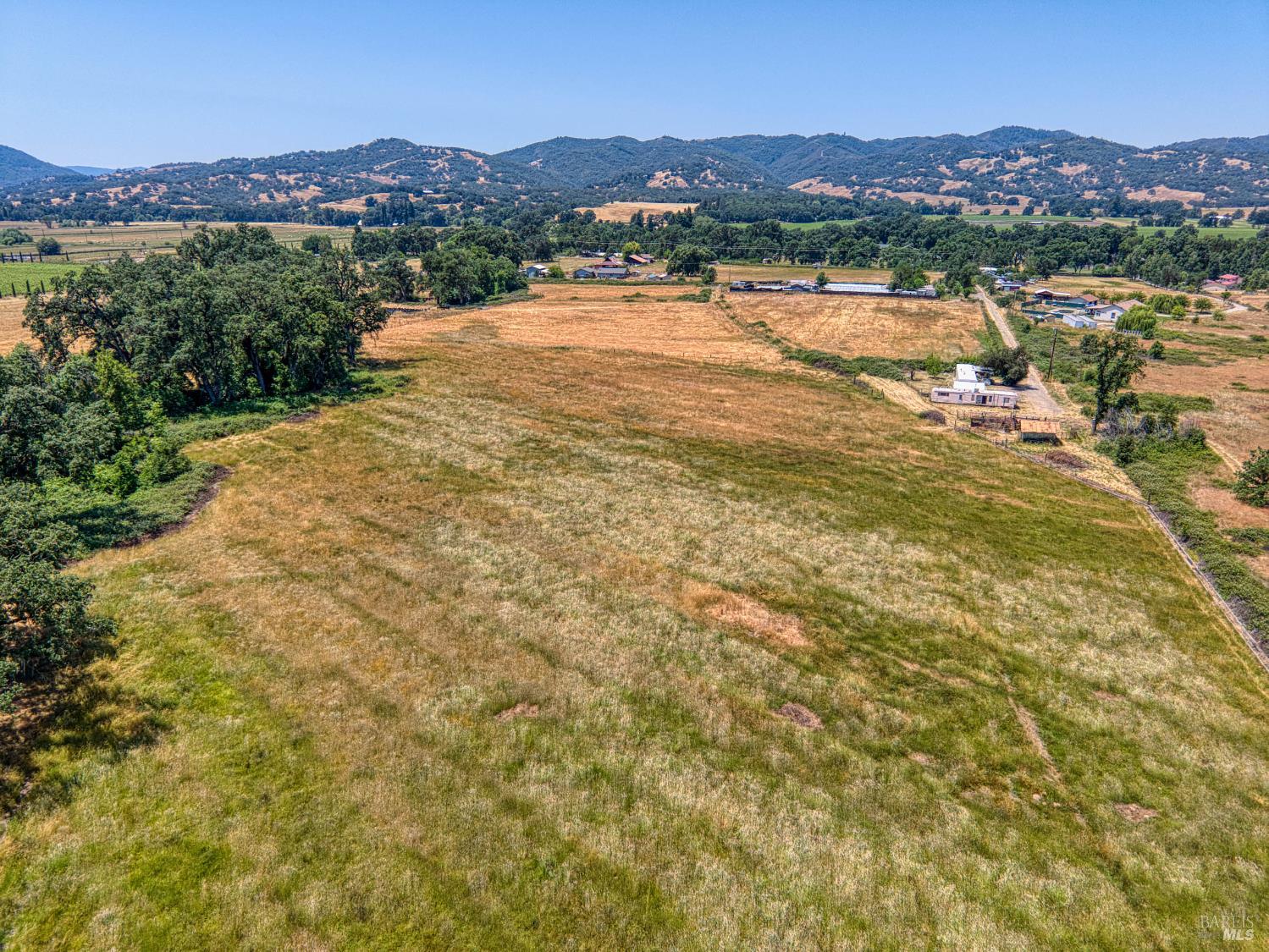 9705 East Potter Valley Road Potter Valley, CA 95469 - Photo 15 of 16 a view of city and mountain