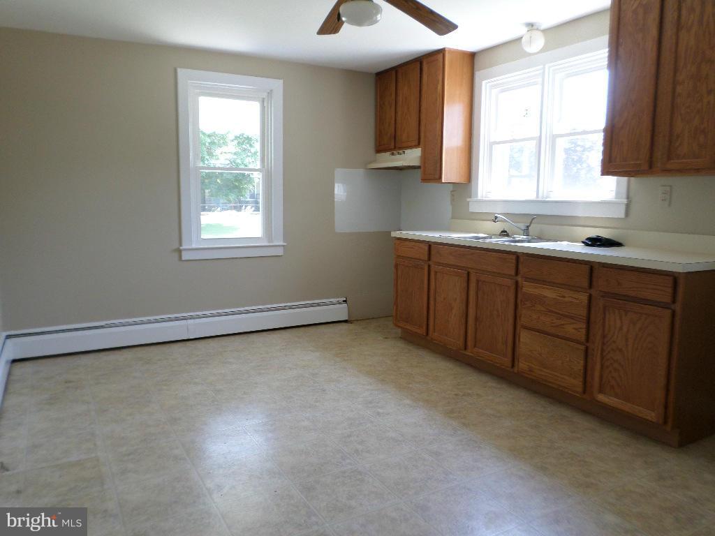 221 Hook Road Westminster, MD 21157 - Photo 3 of 18 Kitchen
