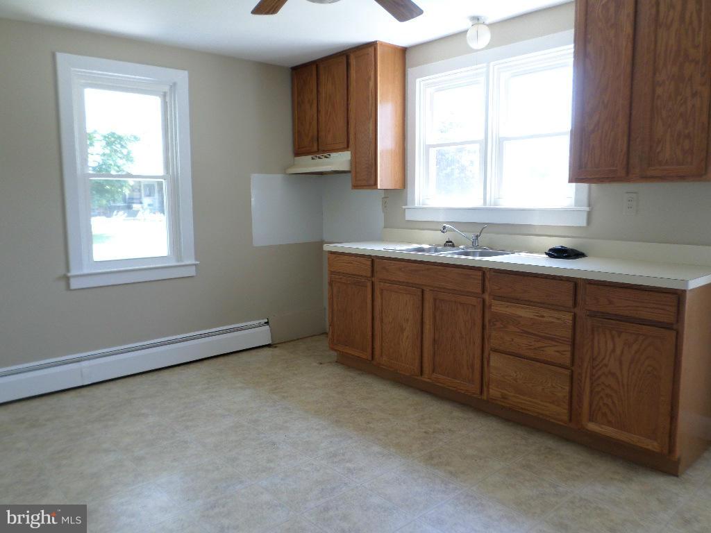 221 Hook Road Westminster, MD 21157 - Photo 6 of 18 Kitchen