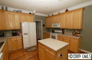 12914 Phillips Road Matthews, NC 28105 - Photo 7 of 8 Gallery Image 7
