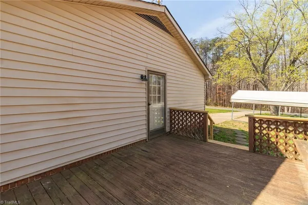 $285,000 | 8225 Easley Road, Walnut Cove, NC 27052
