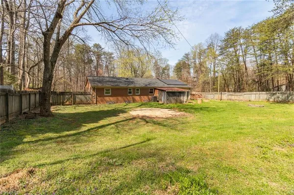 $285,000 | 8225 Easley Road, Walnut Cove, NC 27052