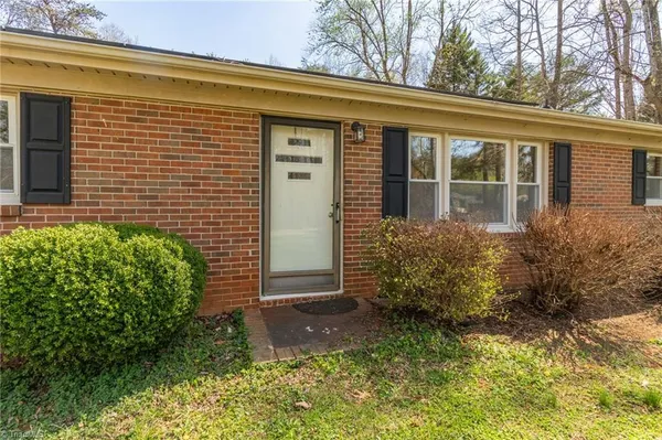 $285,000 | 8225 Easley Road, Walnut Cove, NC 27052
