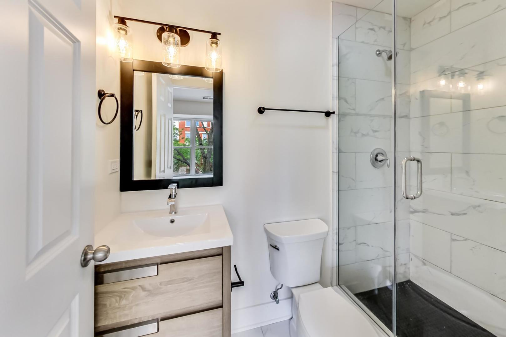 815 South Carpenter Street, Unit 3F Chicago, IL 60607 - Photo 12 of 26