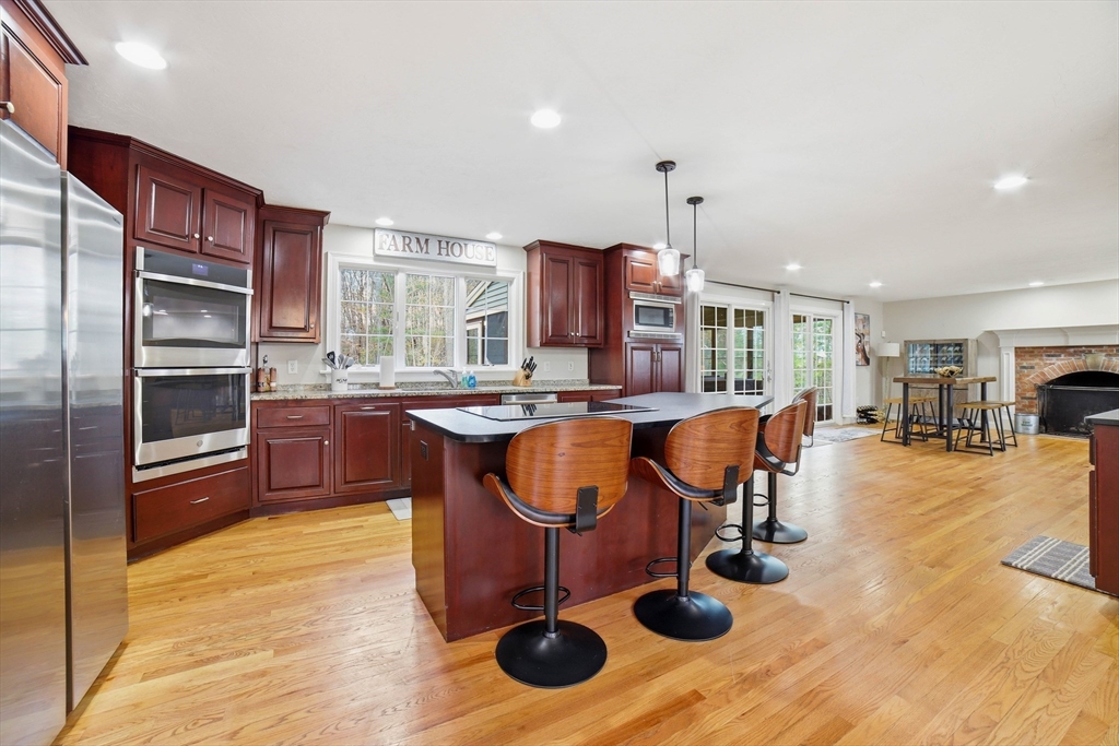 8 Alstead Path Millbury, MA 01527 - Photo 9 of 40