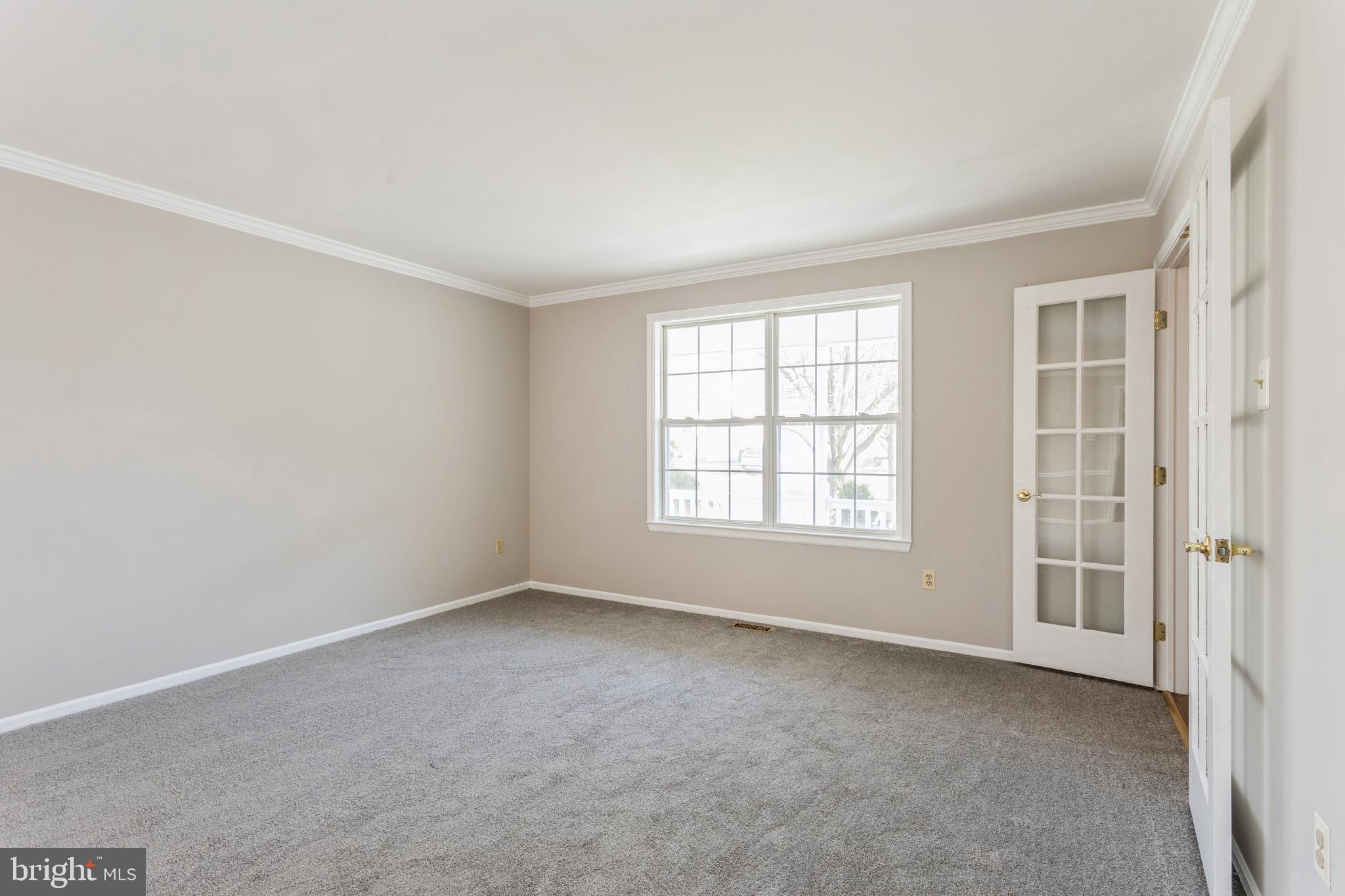 2318 Golden Chapel Road Odenton, MD 21113 - Photo 20 of 63 Living Room