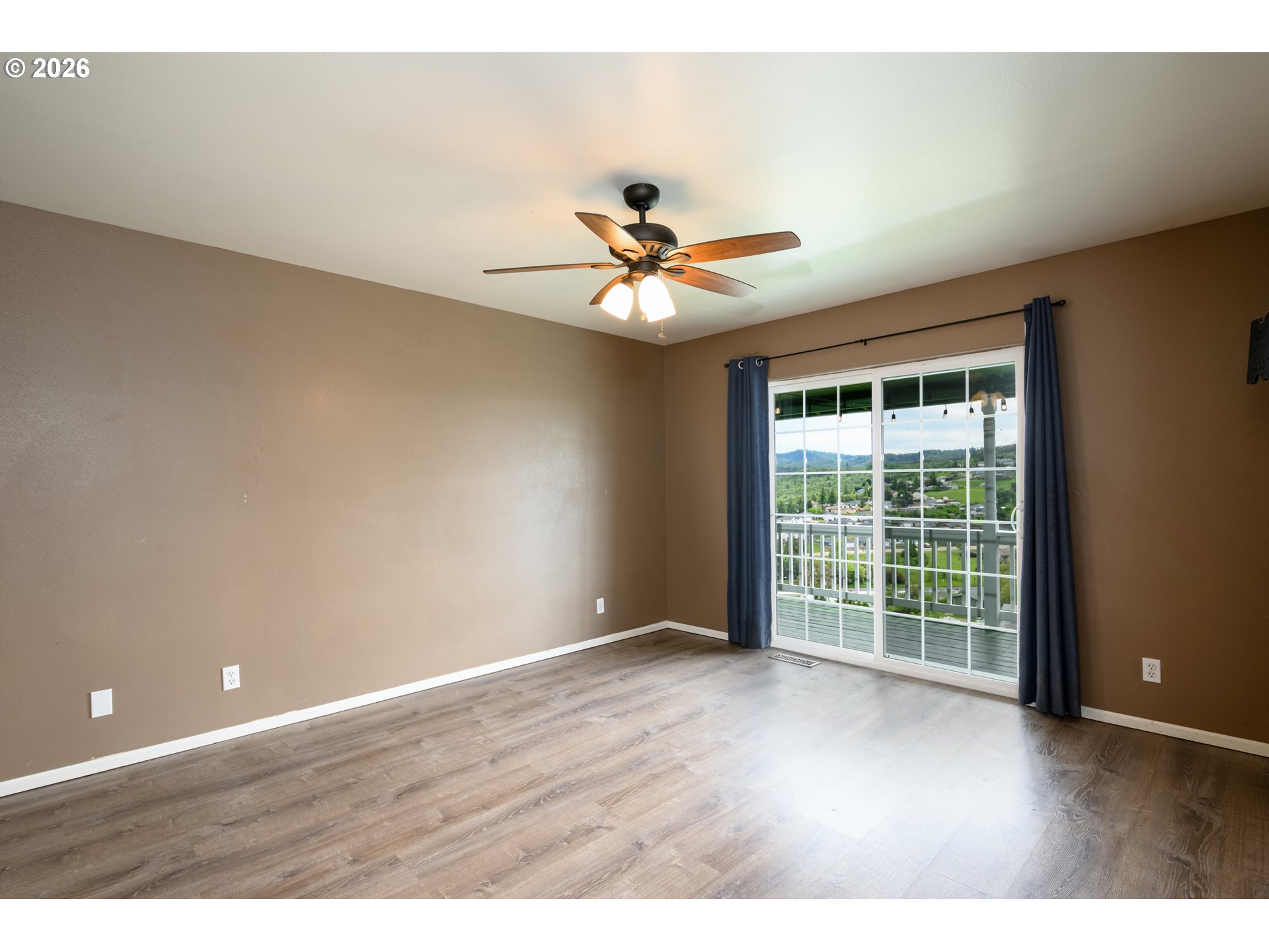 208 Jamie Loop Roseburg, OR 97471 - Photo 39 of 47
