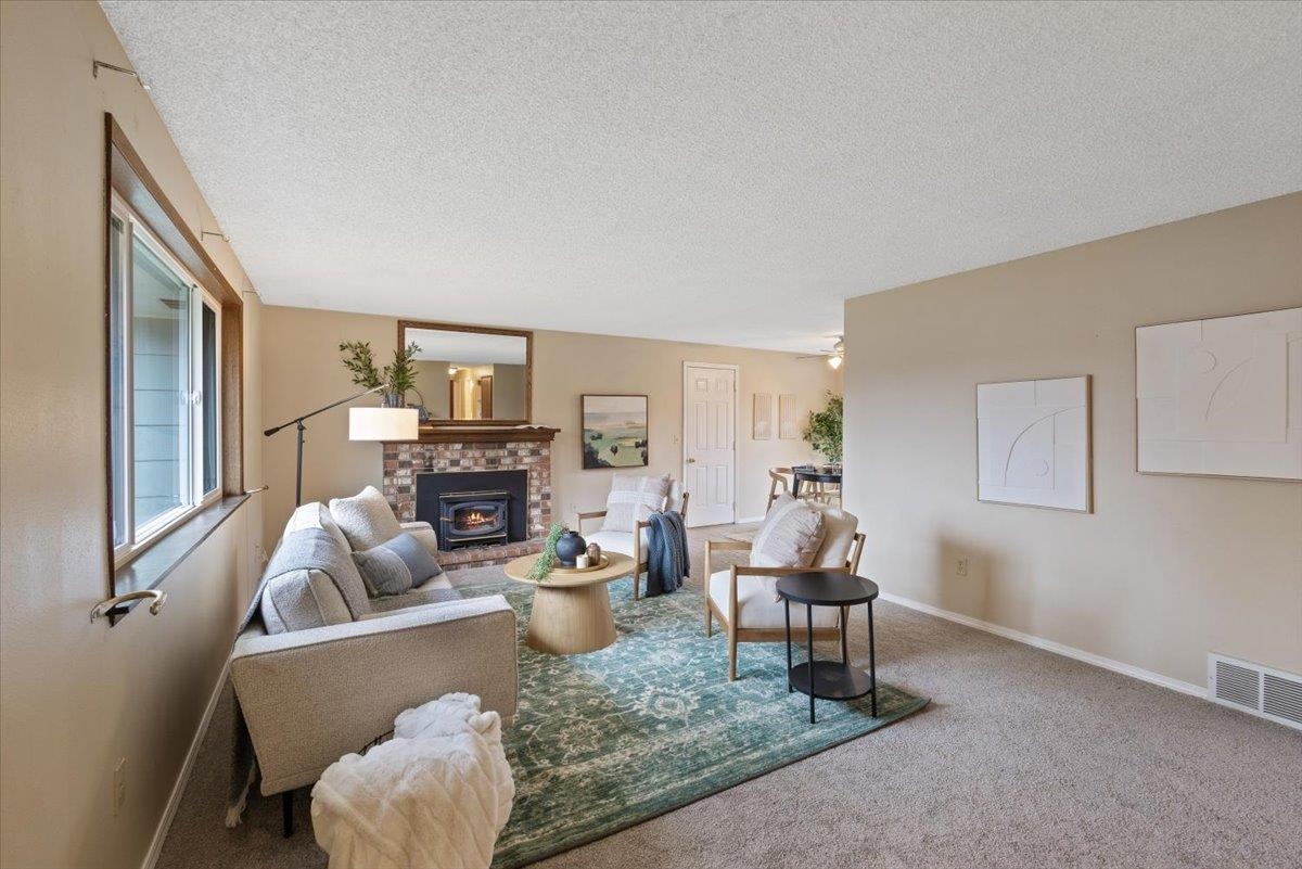 2814 South Bates Road Spokane Valley, WA 99206 - Photo 4 of 20 Gallery Image 4