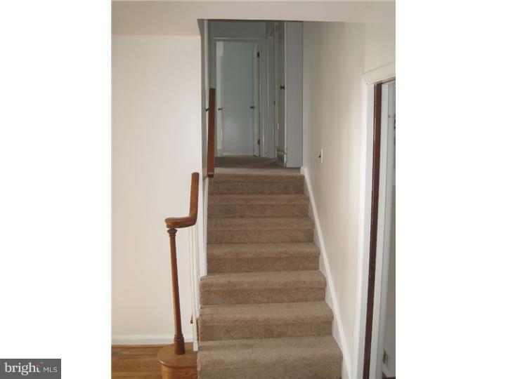 1109 Faun Road Wilmington, DE 19803 - Photo 5 of 14 Hallway