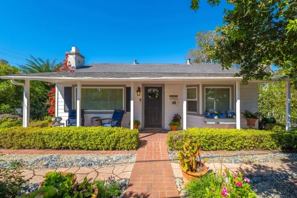 $895,000 | 1 Serrano Way, Del Rey Oaks, CA 93940