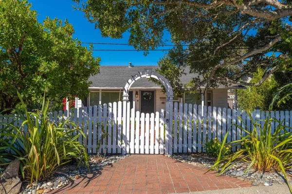 $895,000 | 1 Serrano Way, Del Rey Oaks, CA 93940