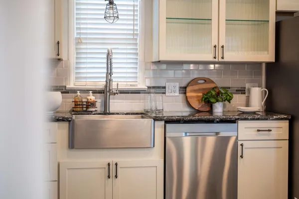 $895,000 | 1 Serrano Way, Del Rey Oaks, CA 93940
