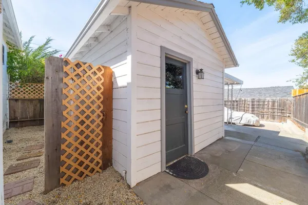 $895,000 | 1 Serrano Way, Del Rey Oaks, CA 93940