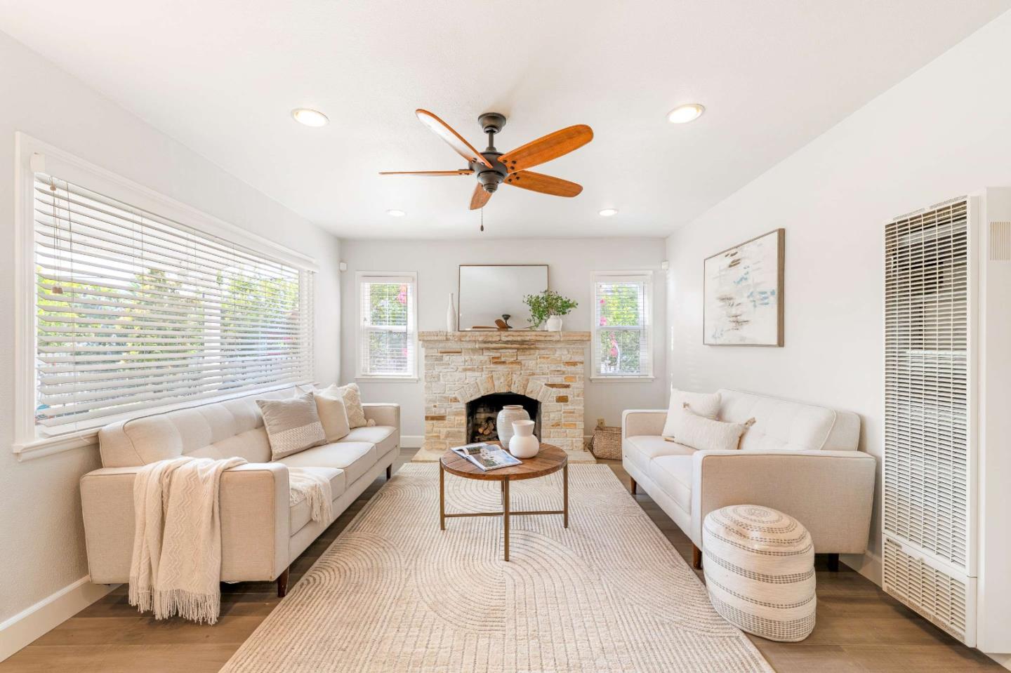 1 Serrano Way Del Rey Oaks, CA 93940 - Photo 5 of 48