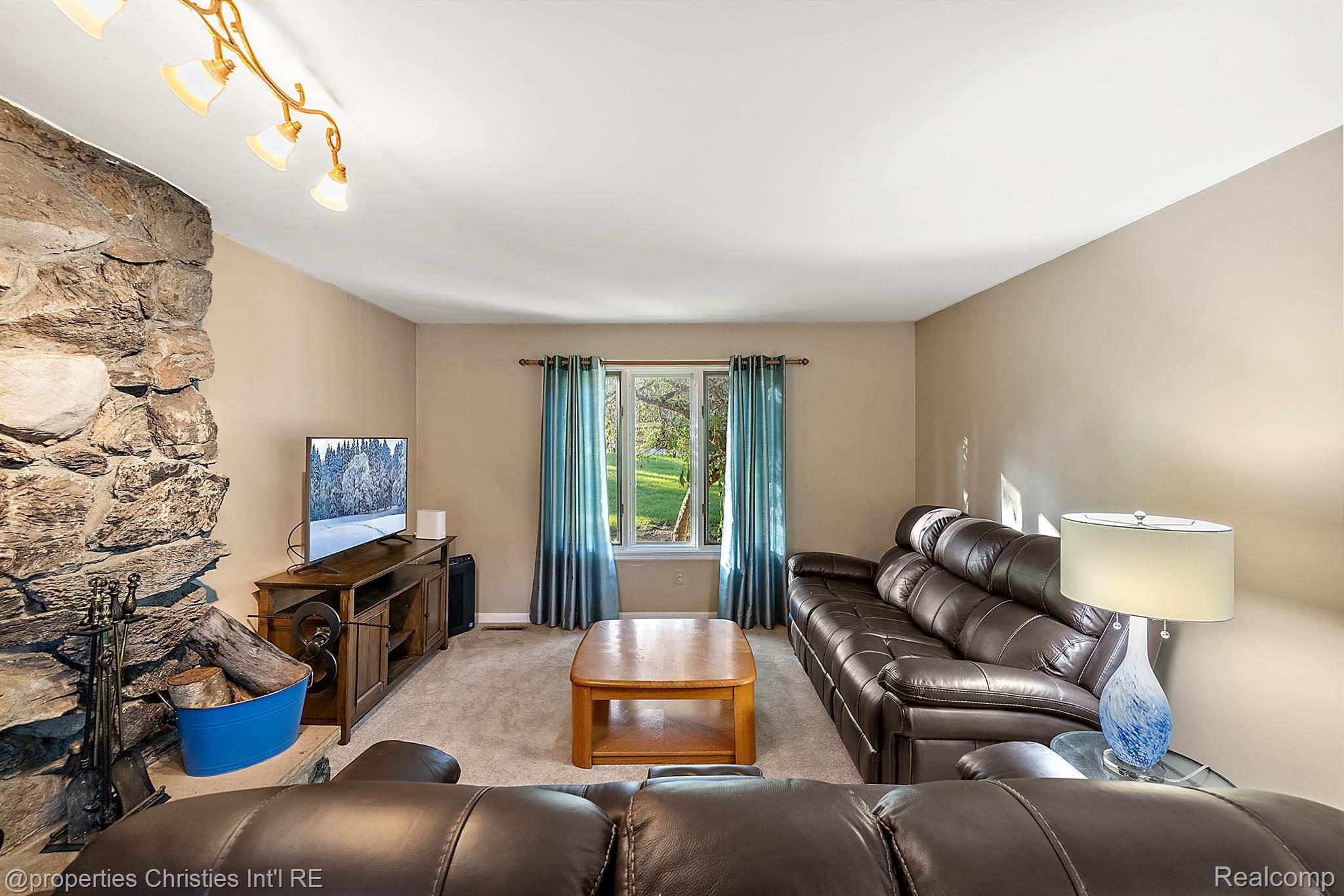 3935 Pitt Road Waterford, MI 48328 - Photo 13 of 59 Gallery Image 13