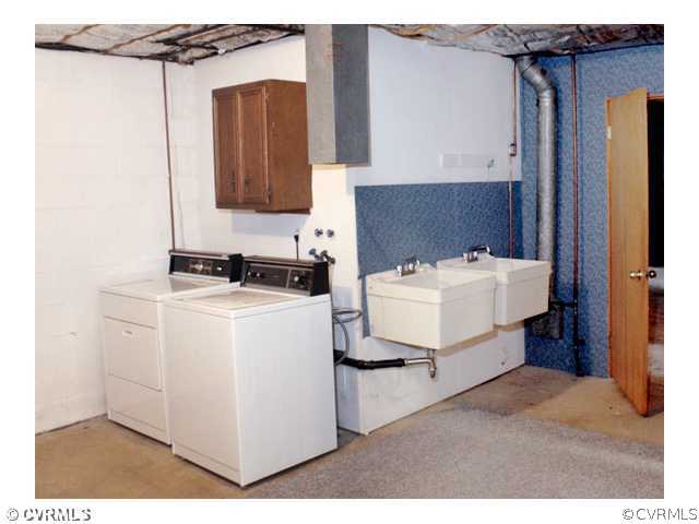 216 Chasnell Road Chesterfield, VA 23236 - Photo 17 of 23 a utility room with dryer and washer