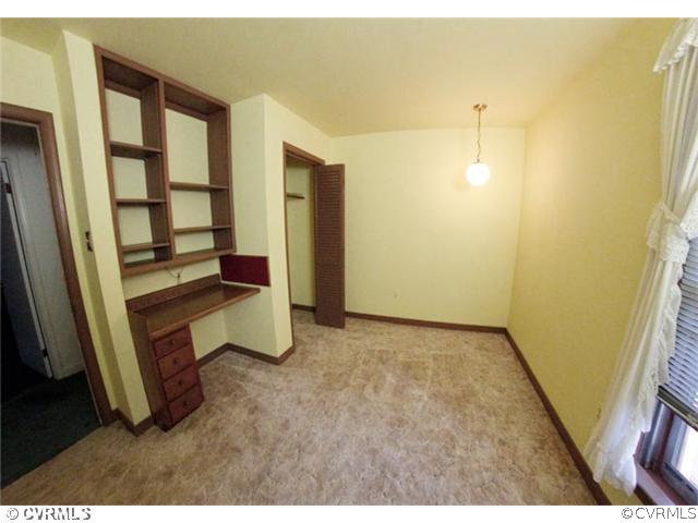 216 Chasnell Road Chesterfield, VA 23236 - Photo 10 of 23 a view of an empty room