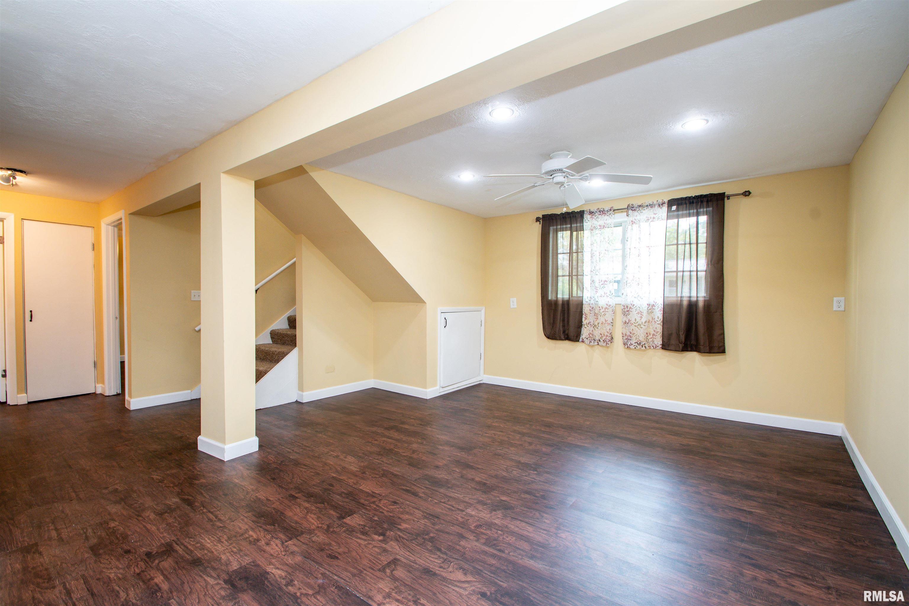 4325 West Castleton Road Peoria, IL 61615 - Photo 20 of 29 Gallery Image 20