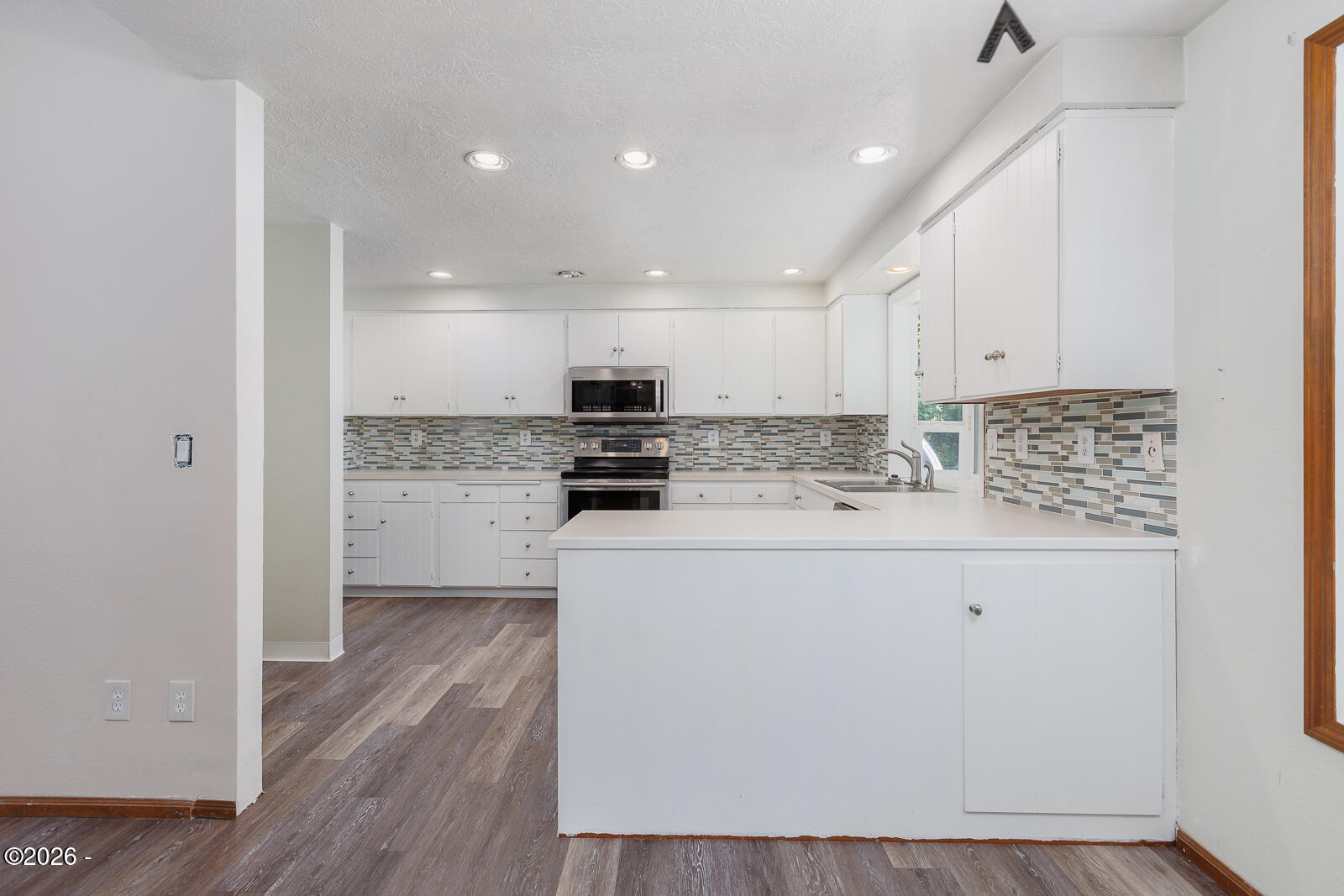 1588 Fruitvale Road Newport, OR 97365 - Photo 15 of 41 Kitchen