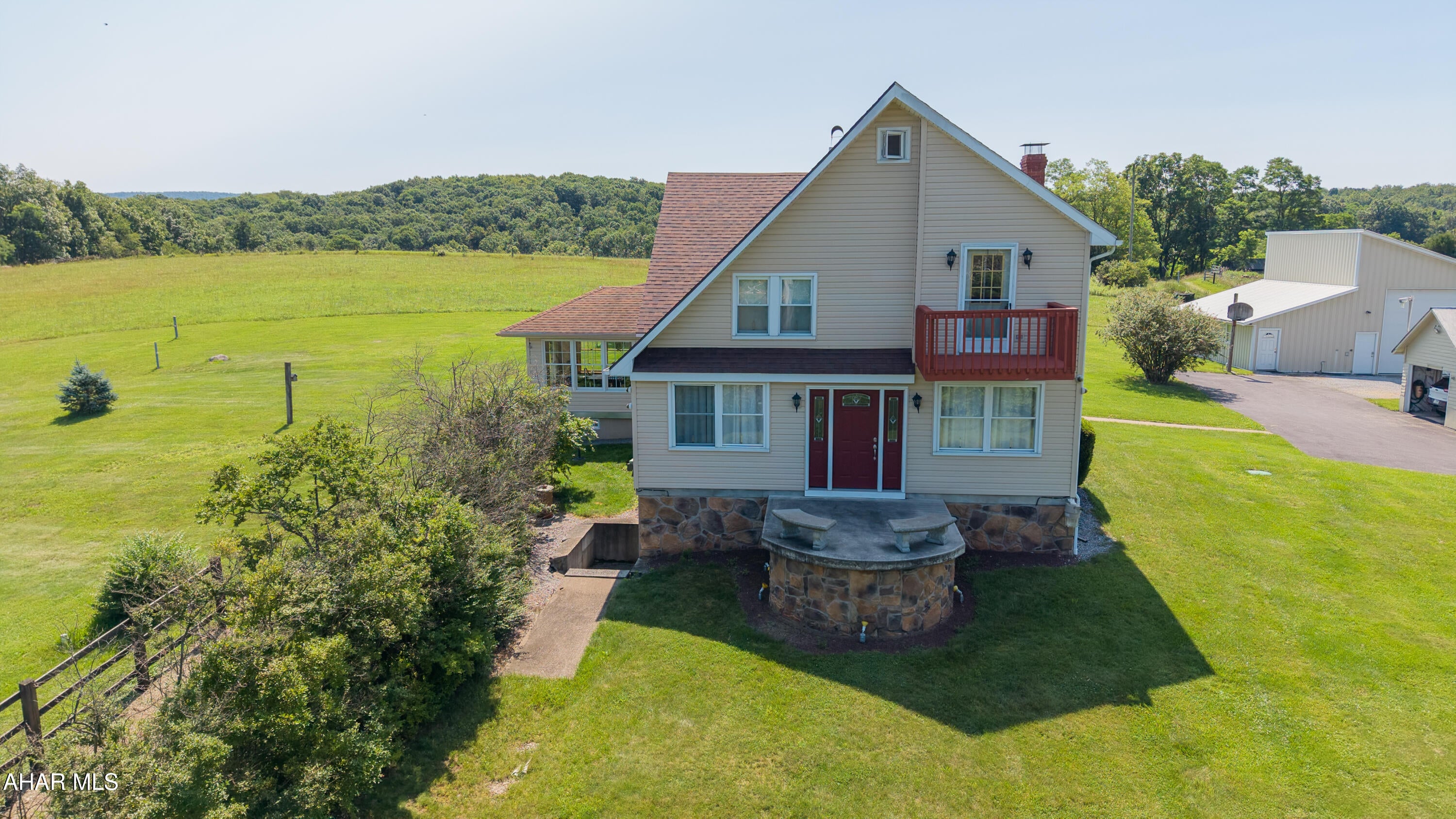 1898 Schellsburg Road Claysburg, PA 16625 - Photo 8 of 68 Gallery Image 8
