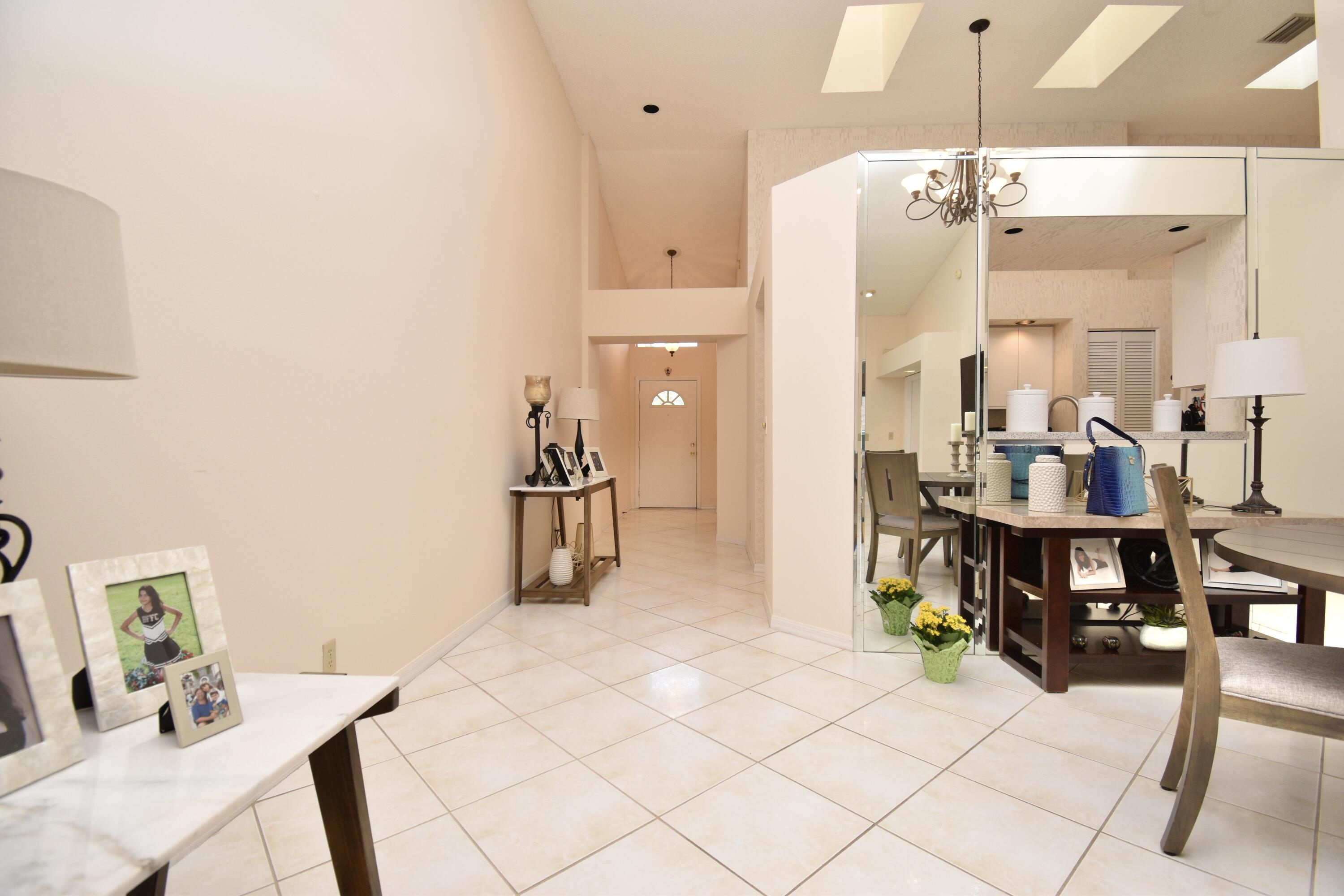 11177 Rios Road Boca Raton, FL 33498 - Photo 10 of 33 IMG_0687