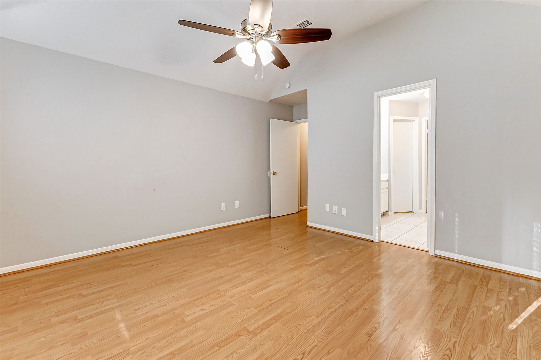 23922 Spring Dane Drive Spring, TX 77373 - Photo 5 of 26