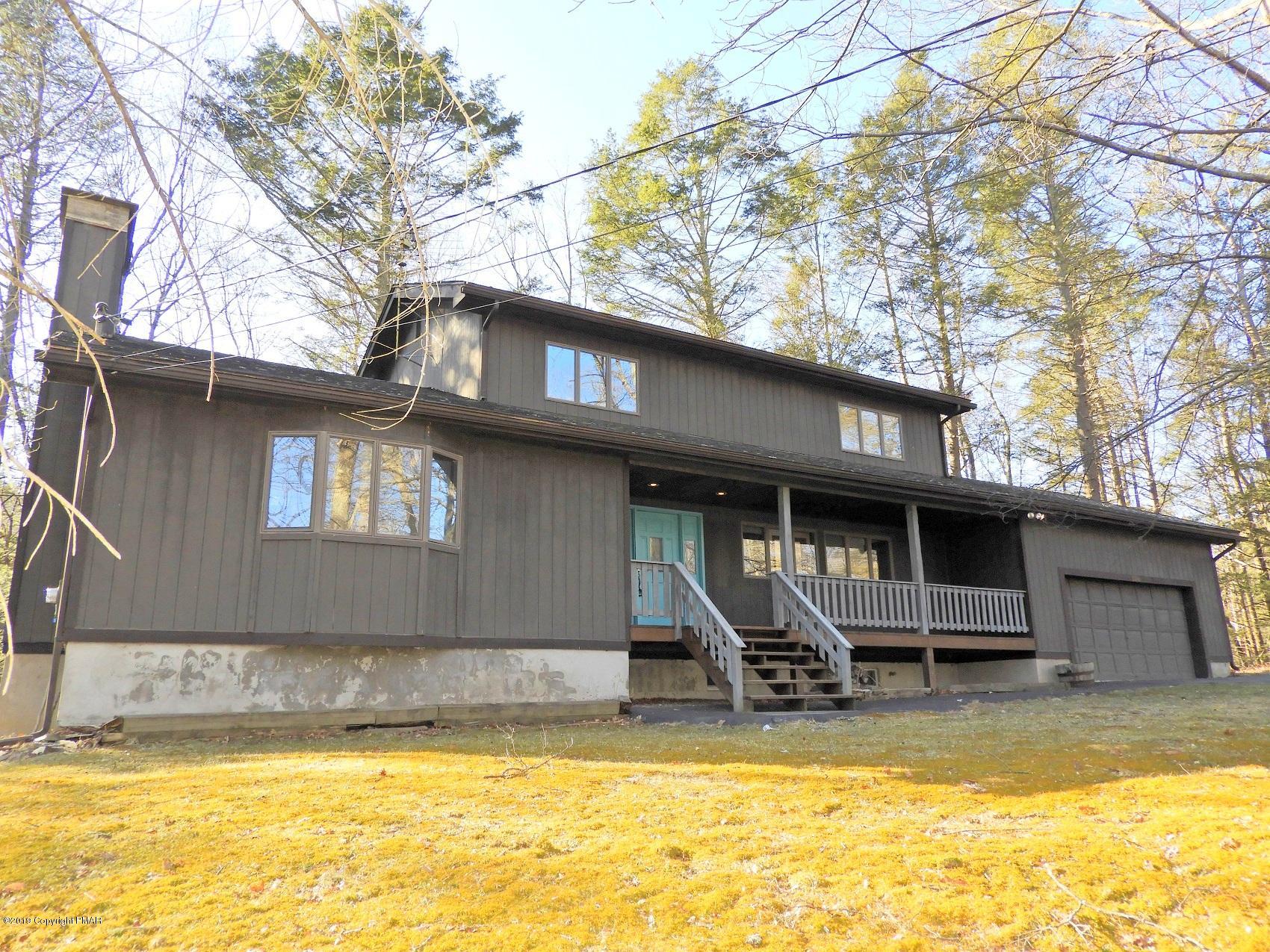 1149 Valleyview Circle Bushkill, PA 18324 - Photo 1 of 34 1 Main