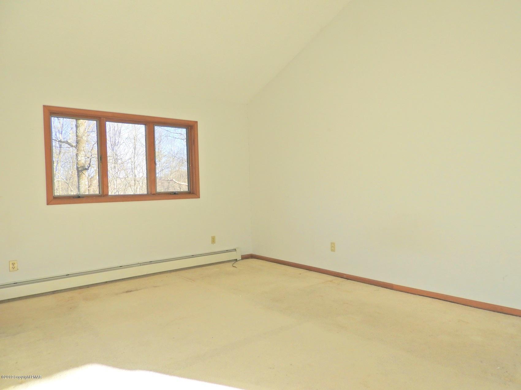 1149 Valleyview Circle Bushkill, PA 18324 - Photo 17 of 34 6 First Floor Bedroom (3)