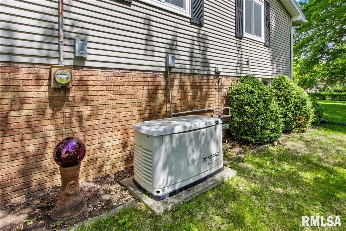 1518 Division Street Metamora, IL 61548 - Photo 3 of 12