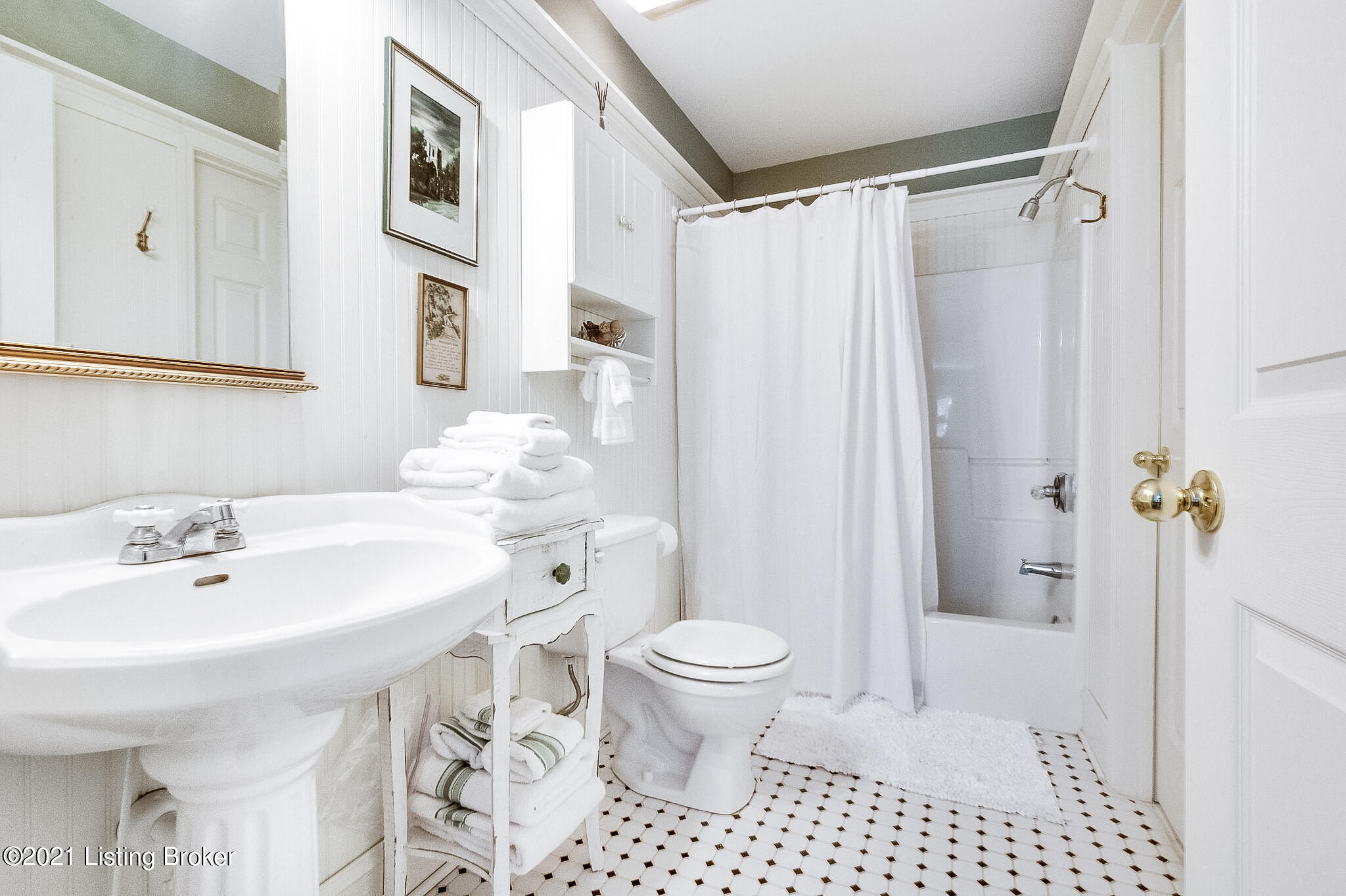 4210 Garden Ridge Road Crestwood, KY 40014 - Photo 28 of 51 Full Bath