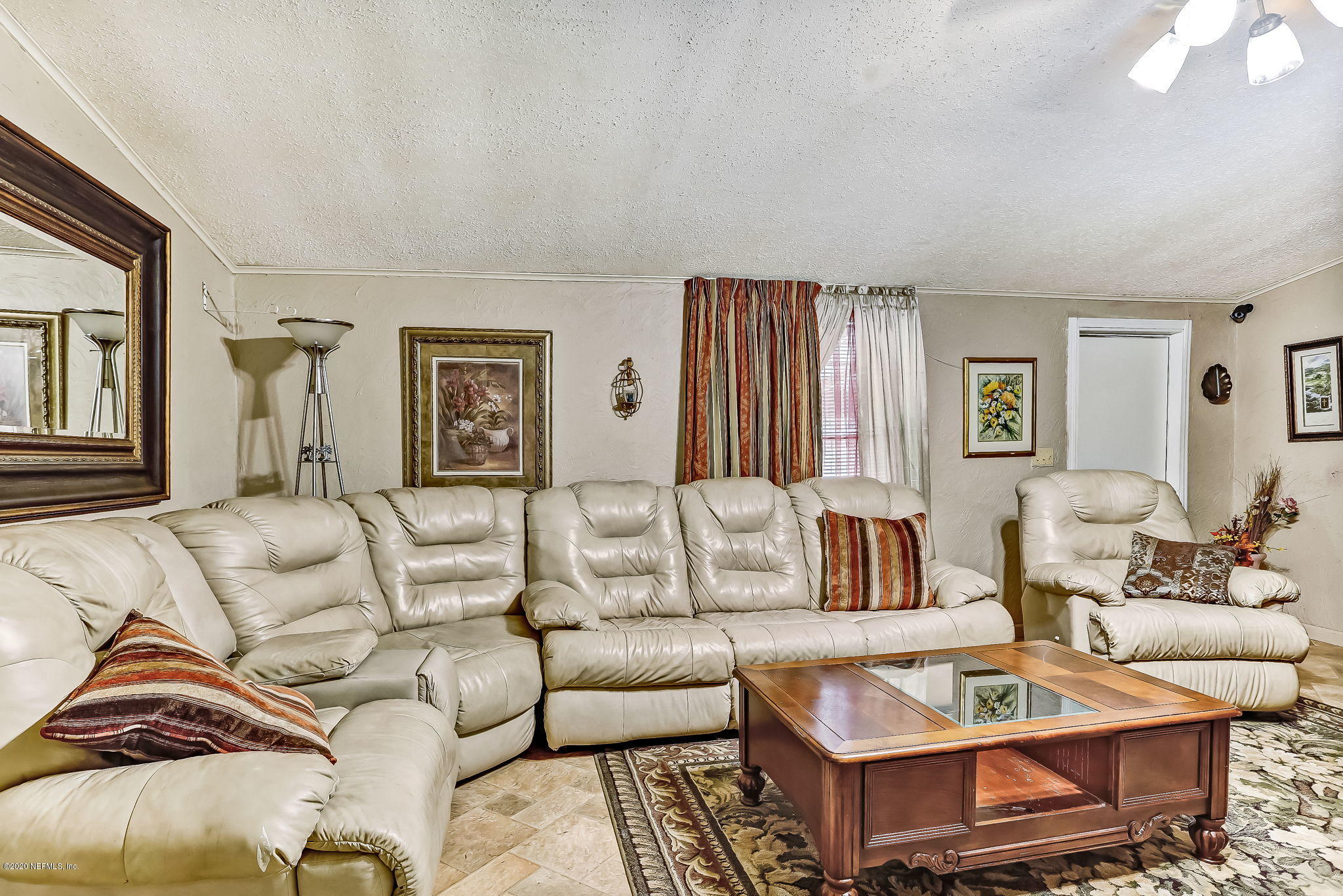 85161 Joann Road Yulee, FL 32097 - Photo 19 of 46 85161+Joann+Rd+Yulee-10-web-Living+Room