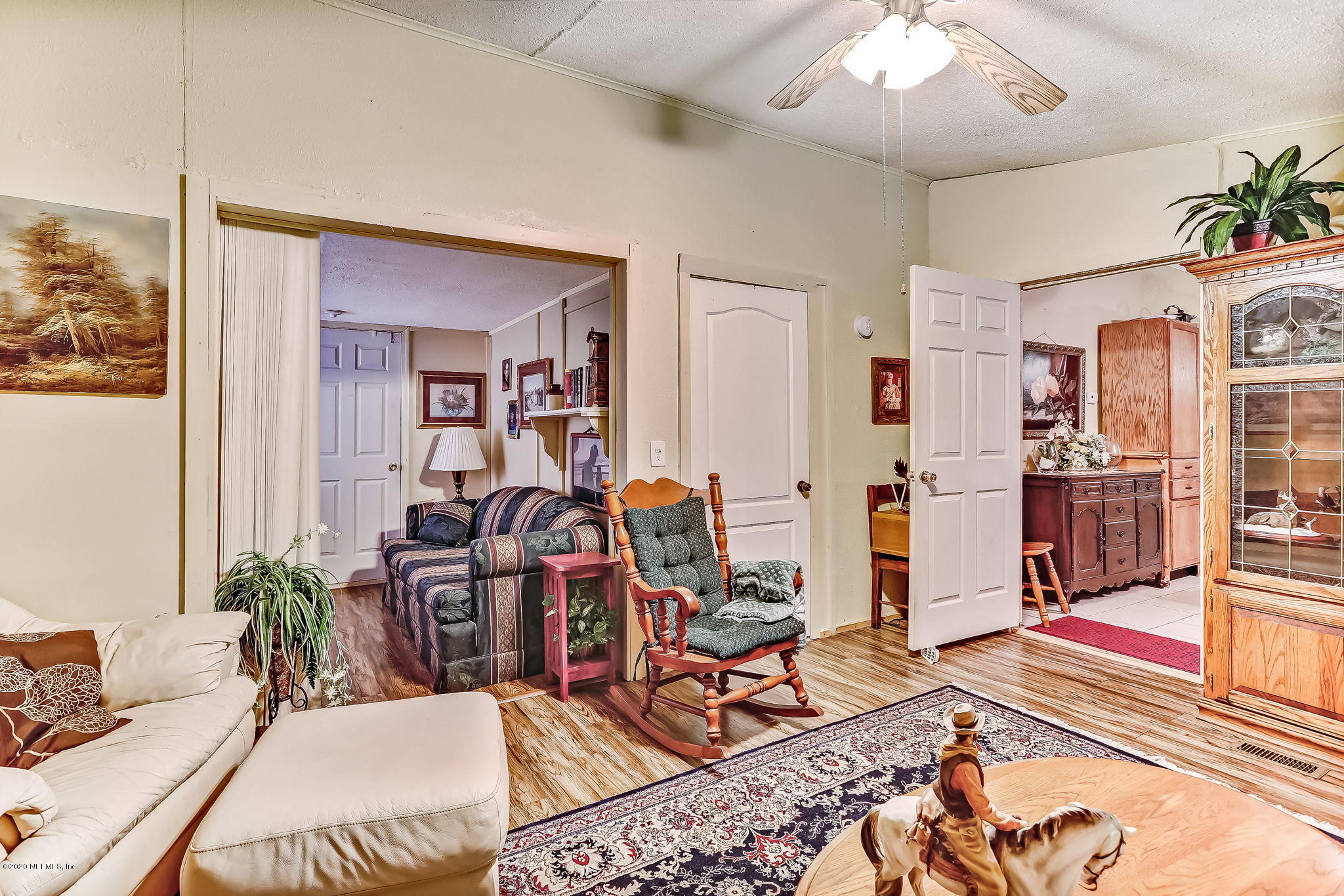 85161 Joann Road Yulee, FL 32097 - Photo 28 of 46 85161+Joann+Rd+Yulee-19-web-Family+Room