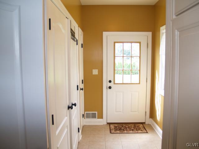 1009 Place Road Bethlehem, PA 18017 - Photo 30 of 32 Gallery Image 30