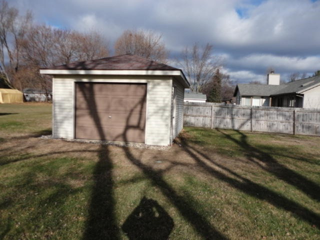 2339 Baldwin Street Jenison, MI 49428 - Photo 3 of 21 DSC00948