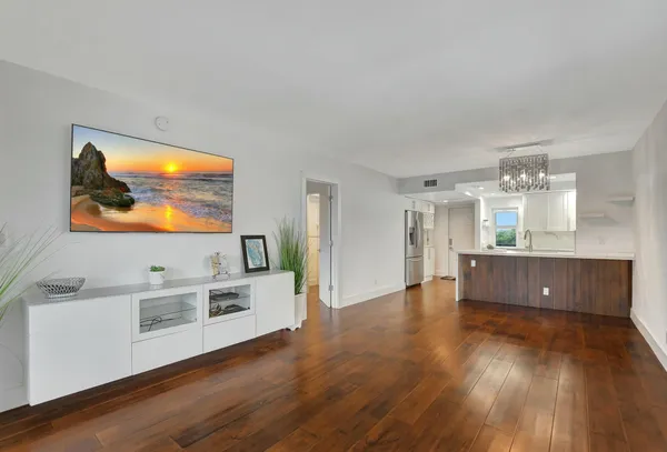 $3,100 | 2871 North Ocean Boulevard, Unit V441, Boca Raton, FL 33431