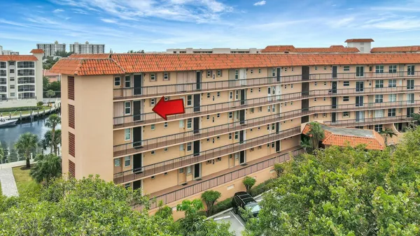 $3,100 | 2871 North Ocean Boulevard, Unit V441, Boca Raton, FL 33431