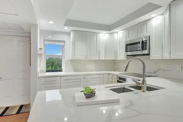 $3,100 | 2871 North Ocean Boulevard, Unit V441, Boca Raton, FL 33431