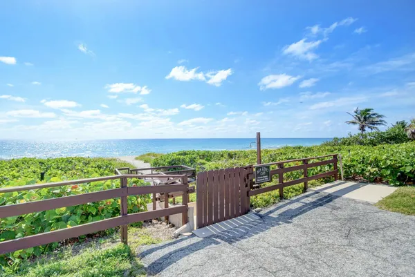 $3,100 | 2871 North Ocean Boulevard, Unit V441, Boca Raton, FL 33431