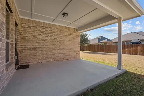 $545,000 | 7508 Pondview Lane, Fort Worth, TX 76123