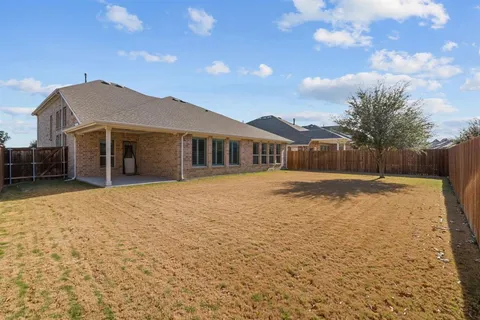 $545,000 | 7508 Pondview Lane, Fort Worth, TX 76123