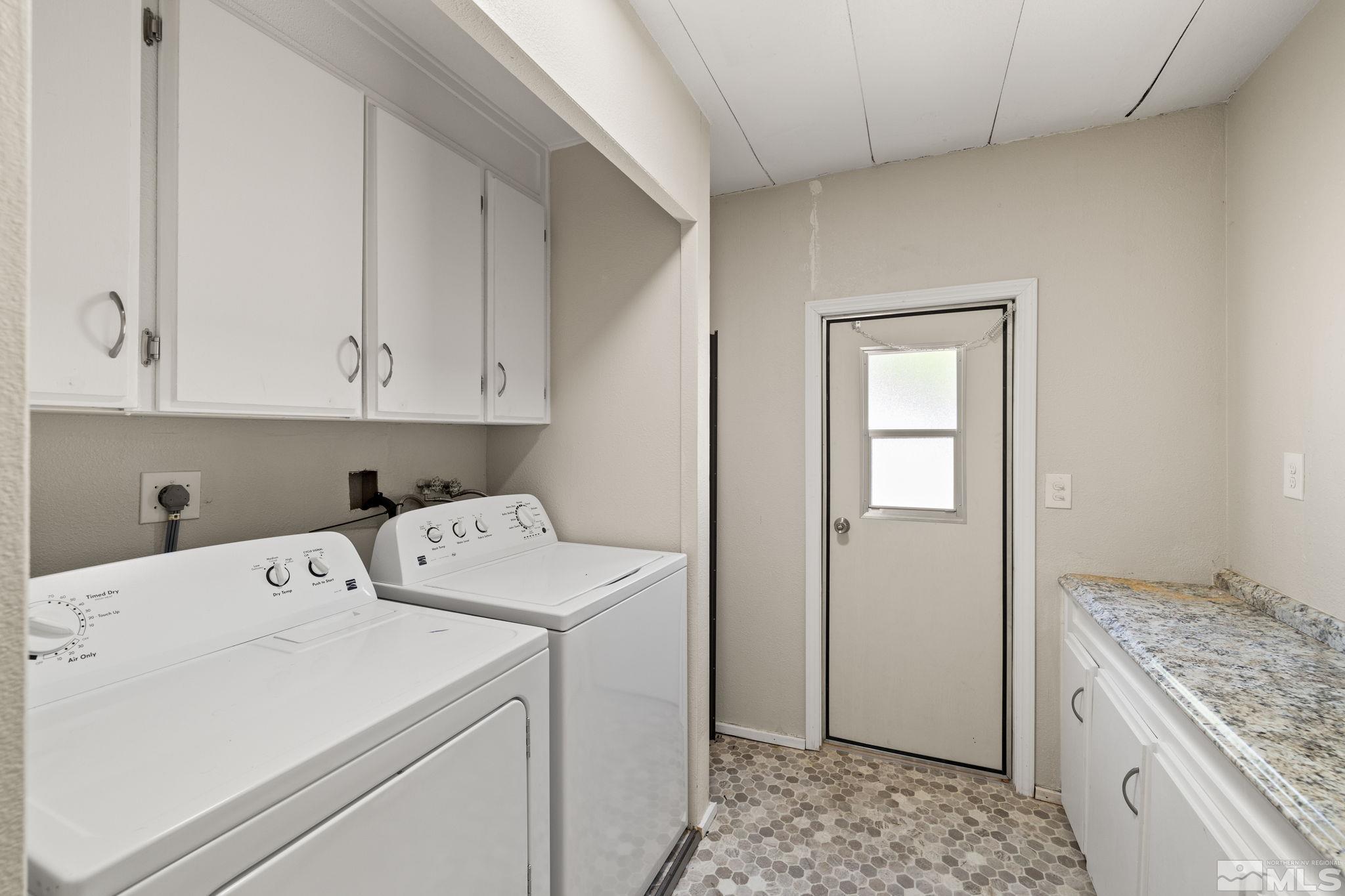 3745 Meadowlark Drive Reno, NV 89508 - Photo 14 of 33 Photo 14