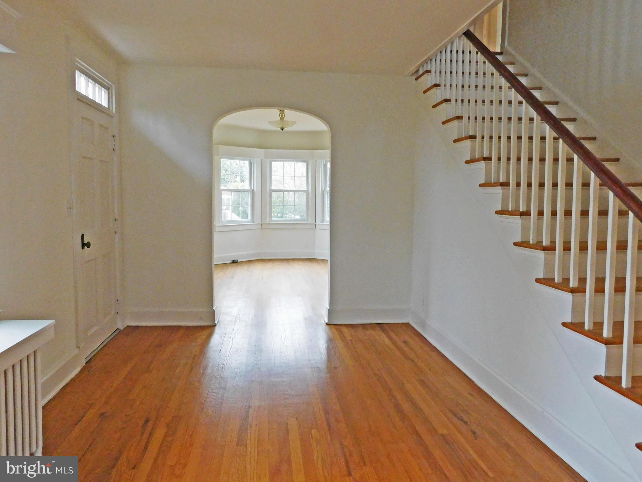 641 Old Meetze Road Warrenton, VA 20186 - Photo 3 of 15 a view of entryway with wooden floor